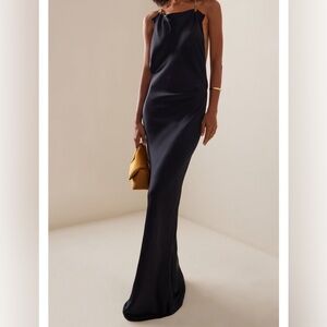 Bevza ‘Alba’ open back maxi dress